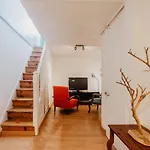 Cozy Apartment River view